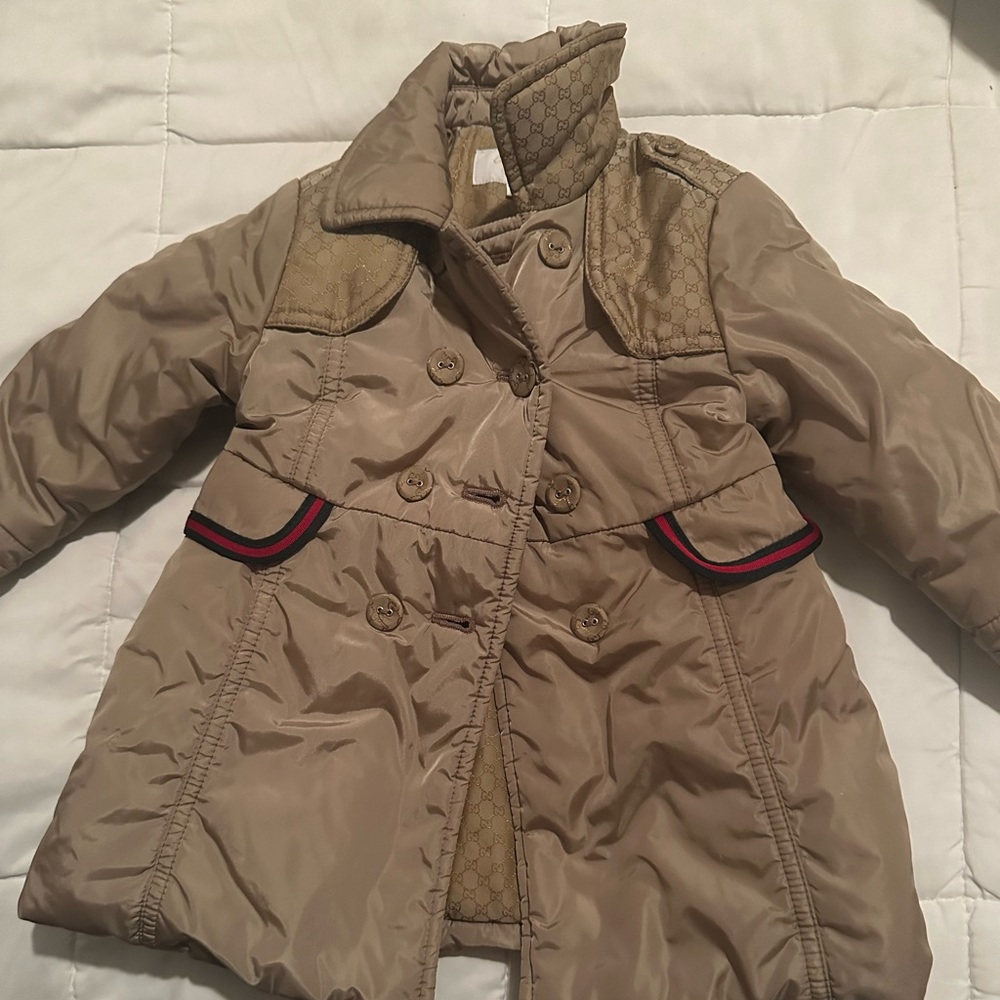 Barely worn baby Gucci coat size 9-12months